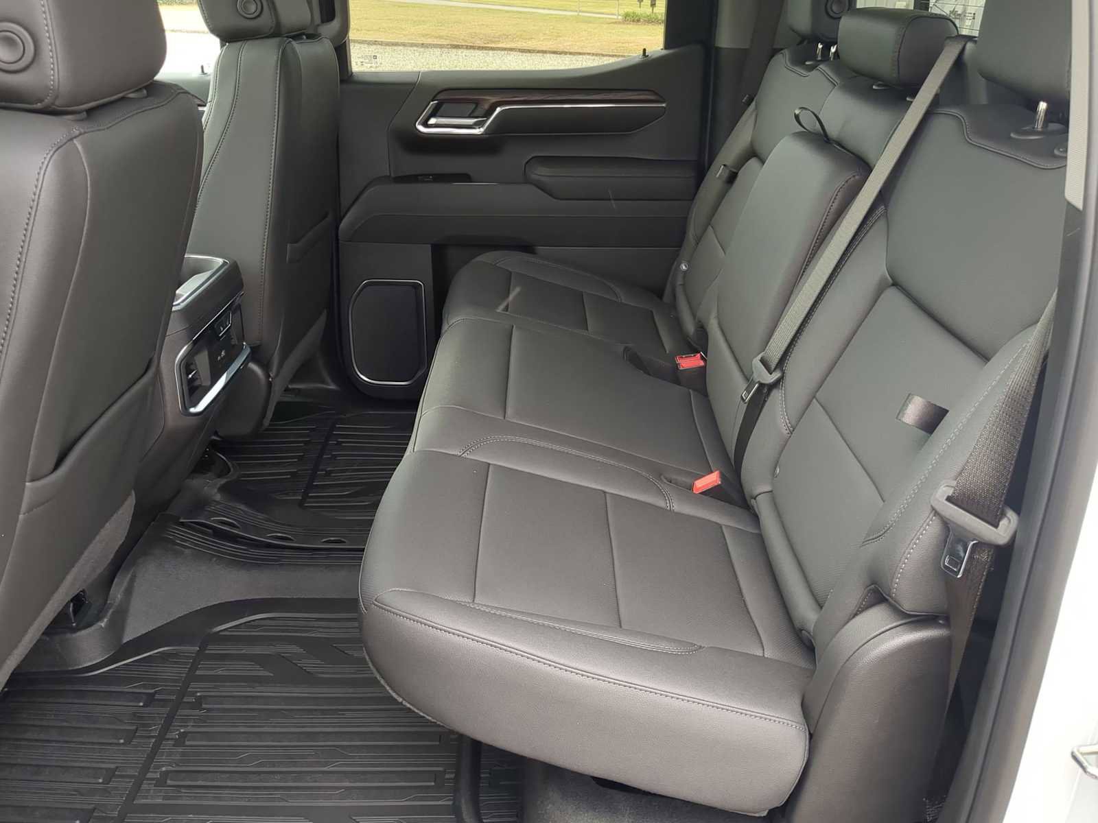 New 2026 GMC Sierra 1500 SLT w/ SLT Premium Plus Package image 24