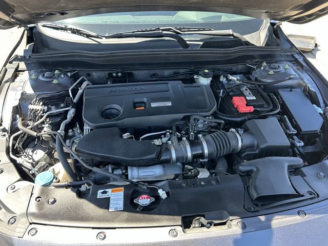 Used 2018 Honda Accord Touring image 28