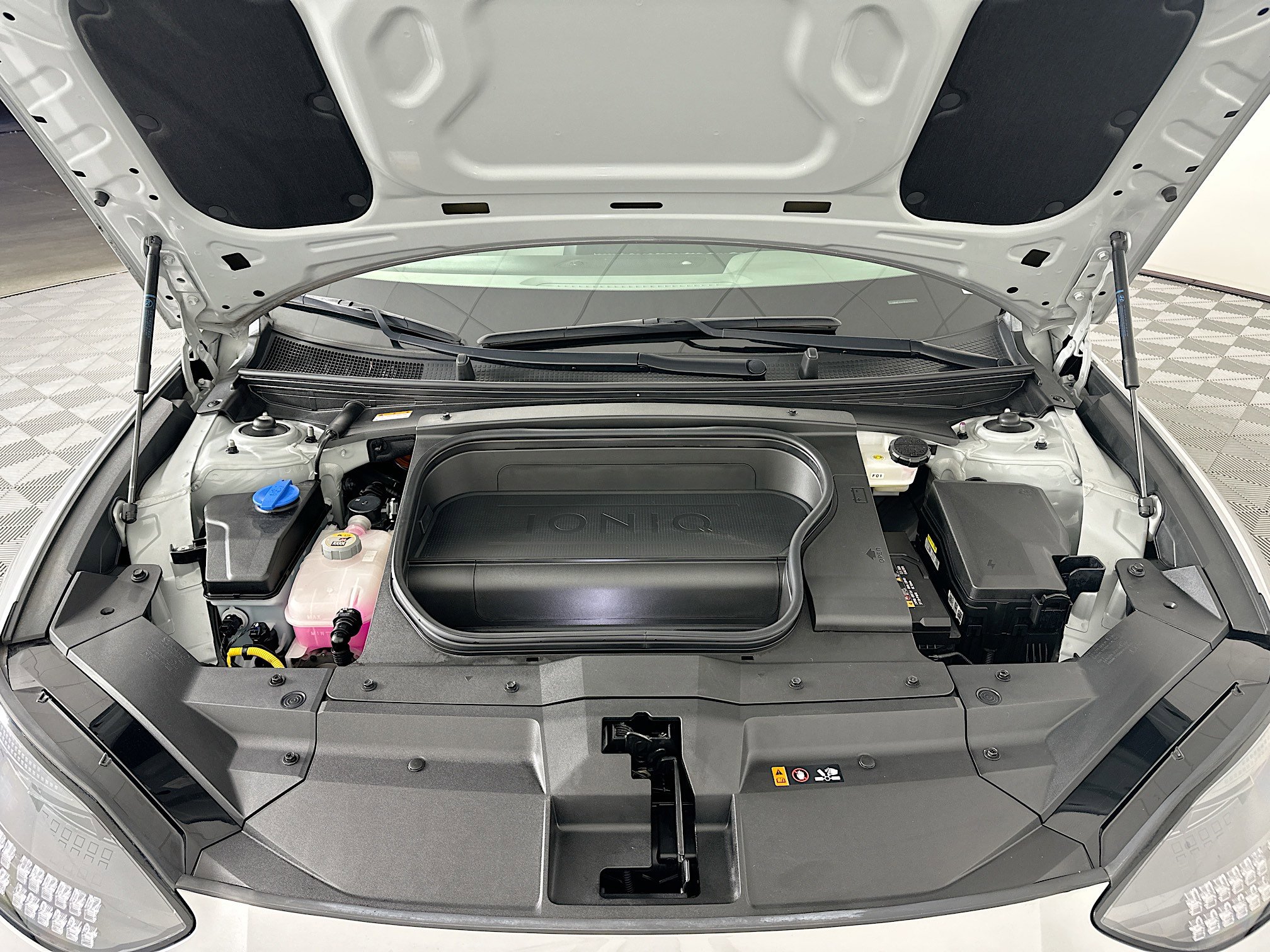 Used 2024 Hyundai Ioniq 6 SEL image 34