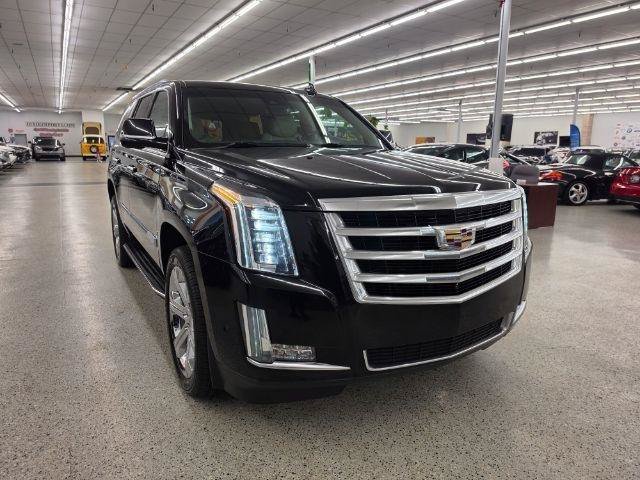 Used 2020 Cadillac Escalade Luxury AWD/4WD image 4