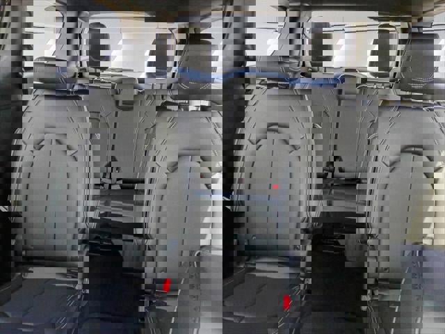 New 2026 Chrysler Pacifica Select image 30