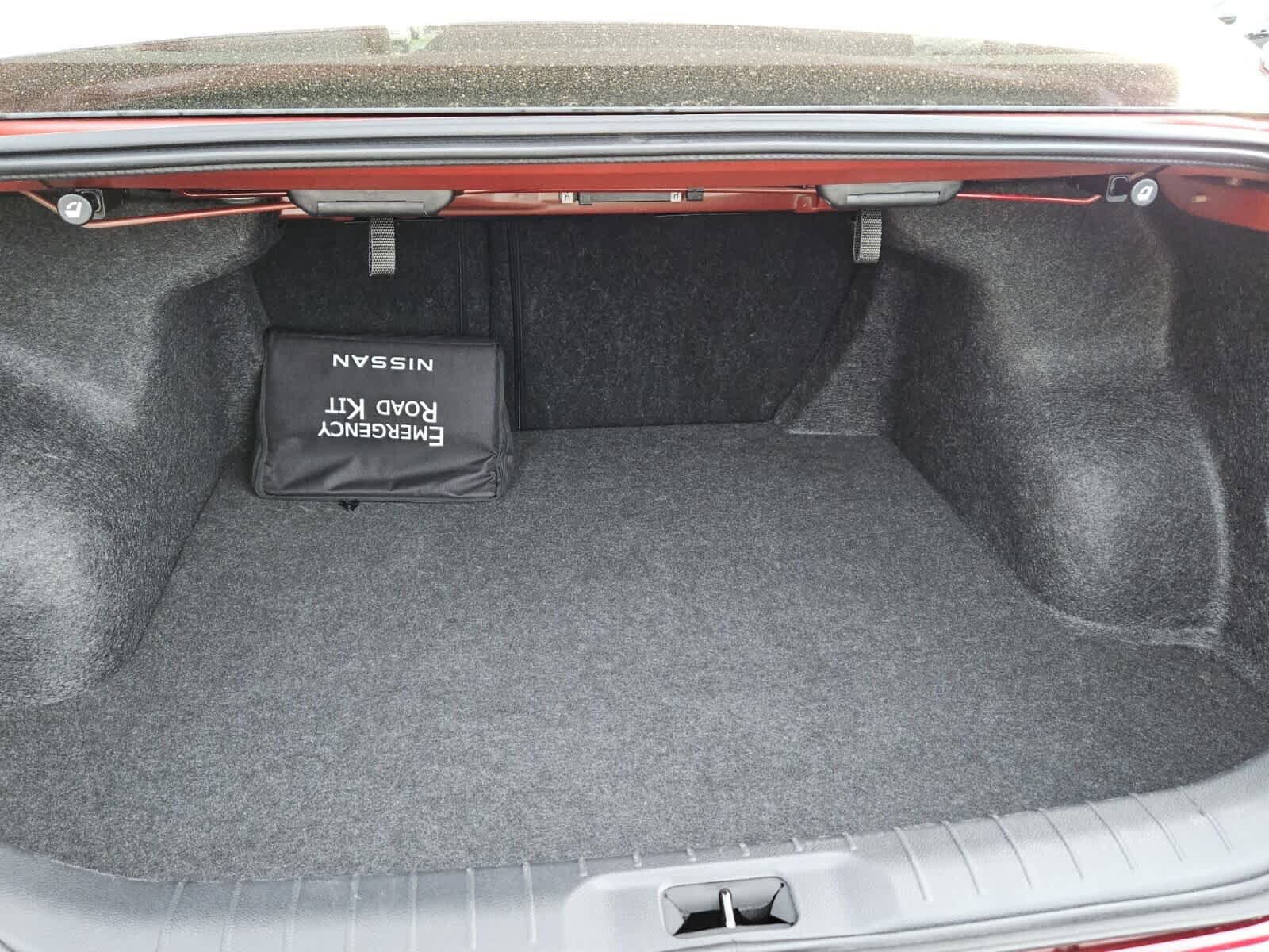 Used 2025 Nissan Altima 2.5 SV w/ SV Special Edition Package FWD image 6