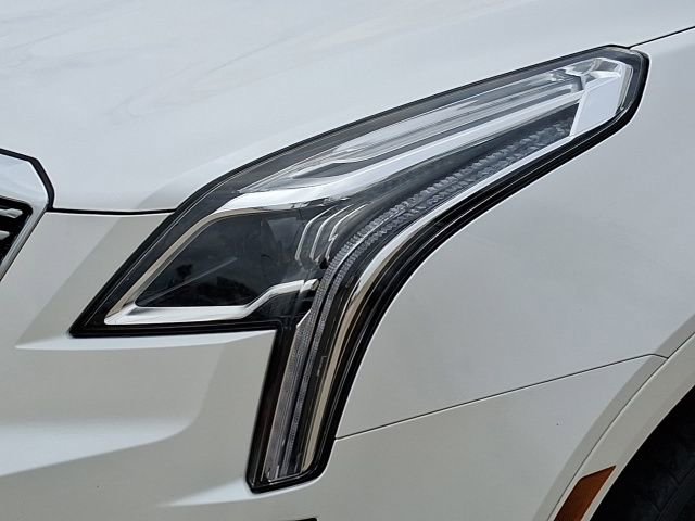Used 2021 Cadillac XT5 Premium Luxury FWD image 8