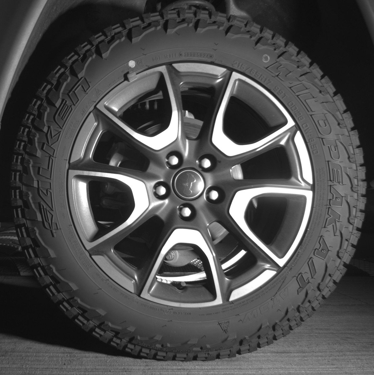 Used 2025 Jeep Compass Trailhawk image 14