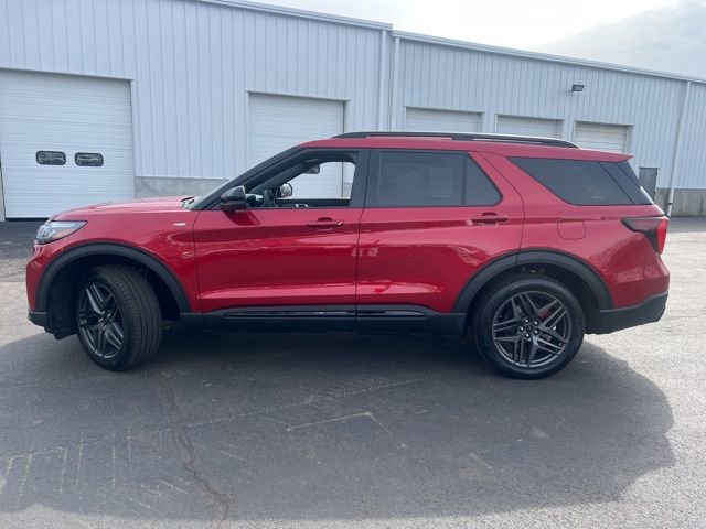 New 2026 Ford Explorer ST-Line w/ ST-Line Street Pack image 8