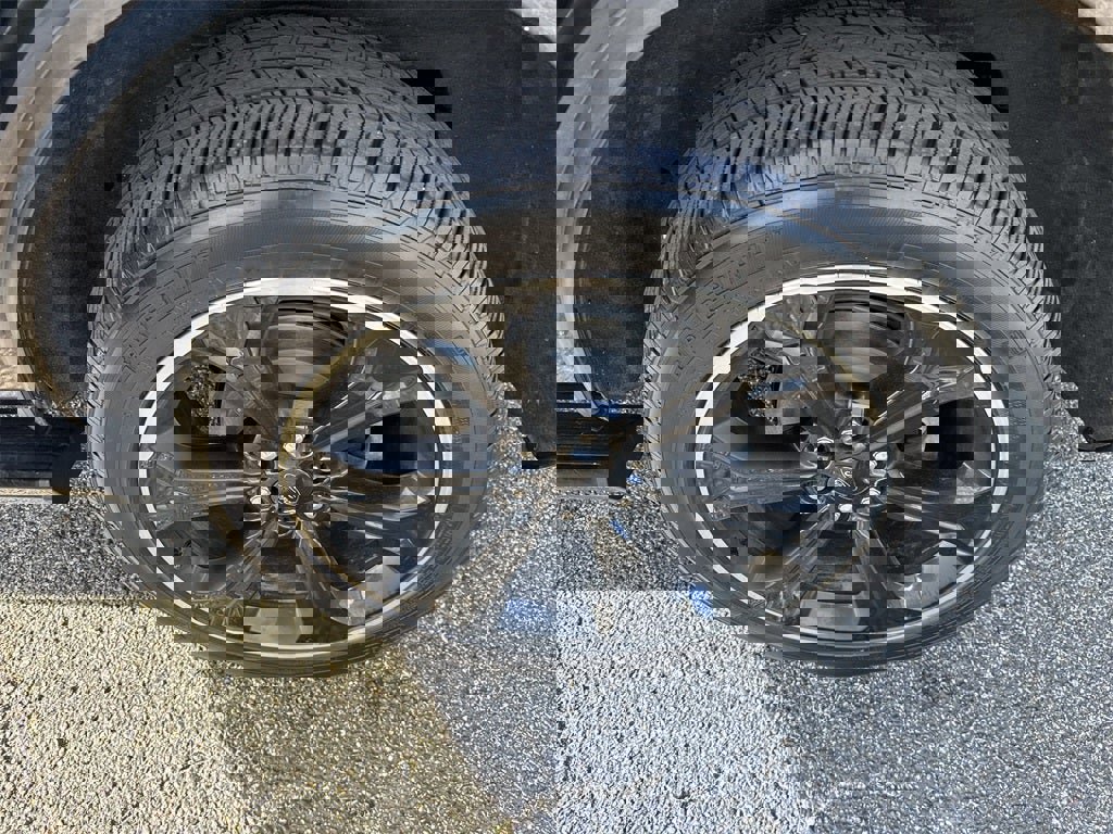 Used 2022 Ford Expedition Limited w/ Equipment Group 303A image 12