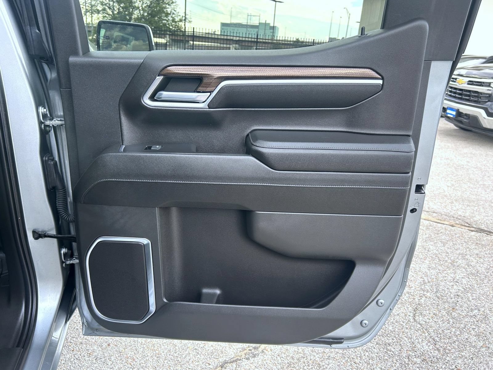 Certified 2023 Chevrolet Silverado 1500 LT AWD/4WD image 18