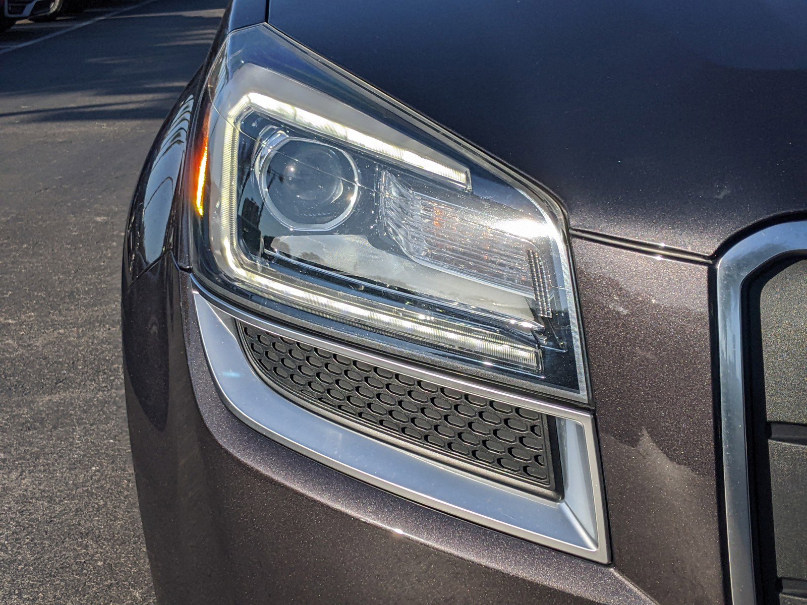 Used 2016 GMC Acadia SLE image 8