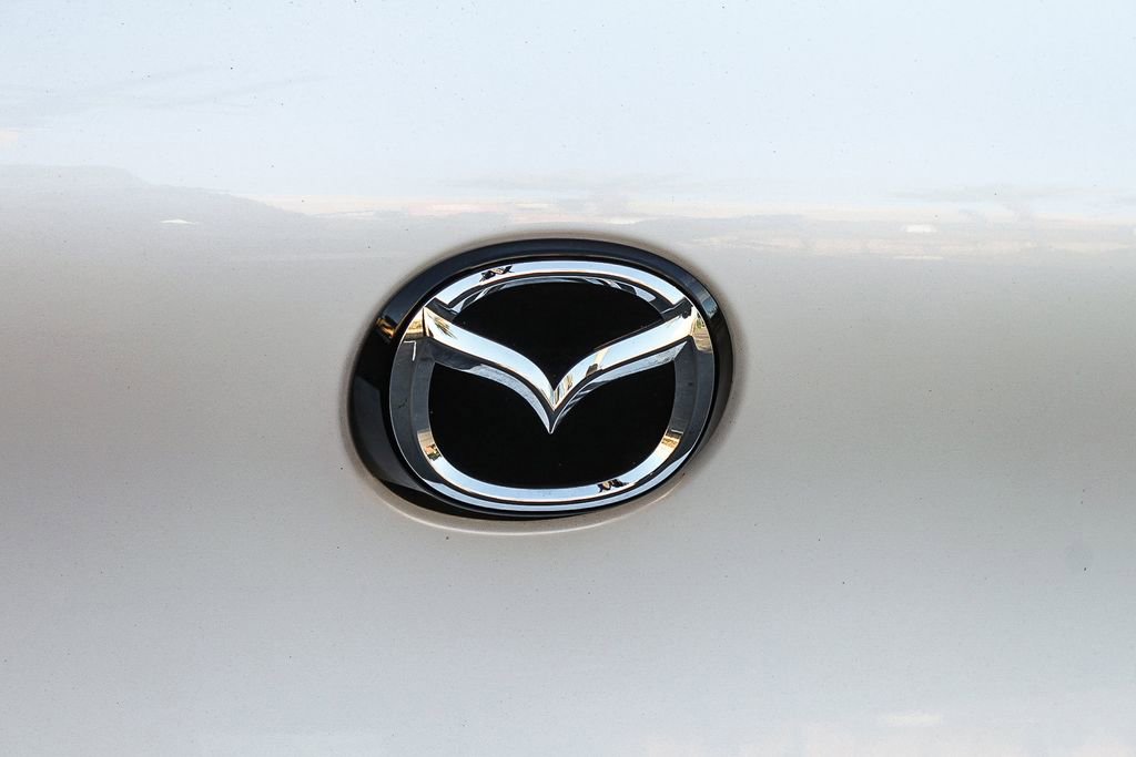 Used 2023 MAZDA MAZDA3 s image 12