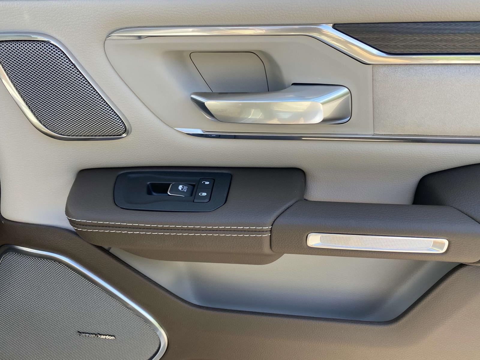 New 2025 RAM 1500 Laramie image 9