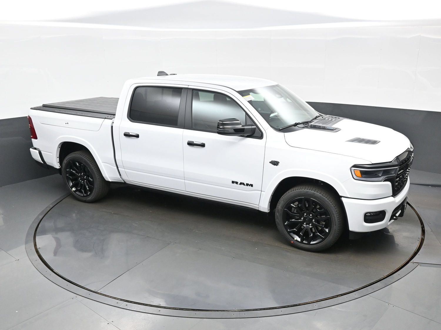 New 2027 RAM 1500 Limited AWD/4WD image 27