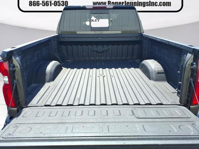 Used 2023 Chevrolet Silverado 2500 LTZ w/ LTZ Convenience Package AWD/4WD image 5