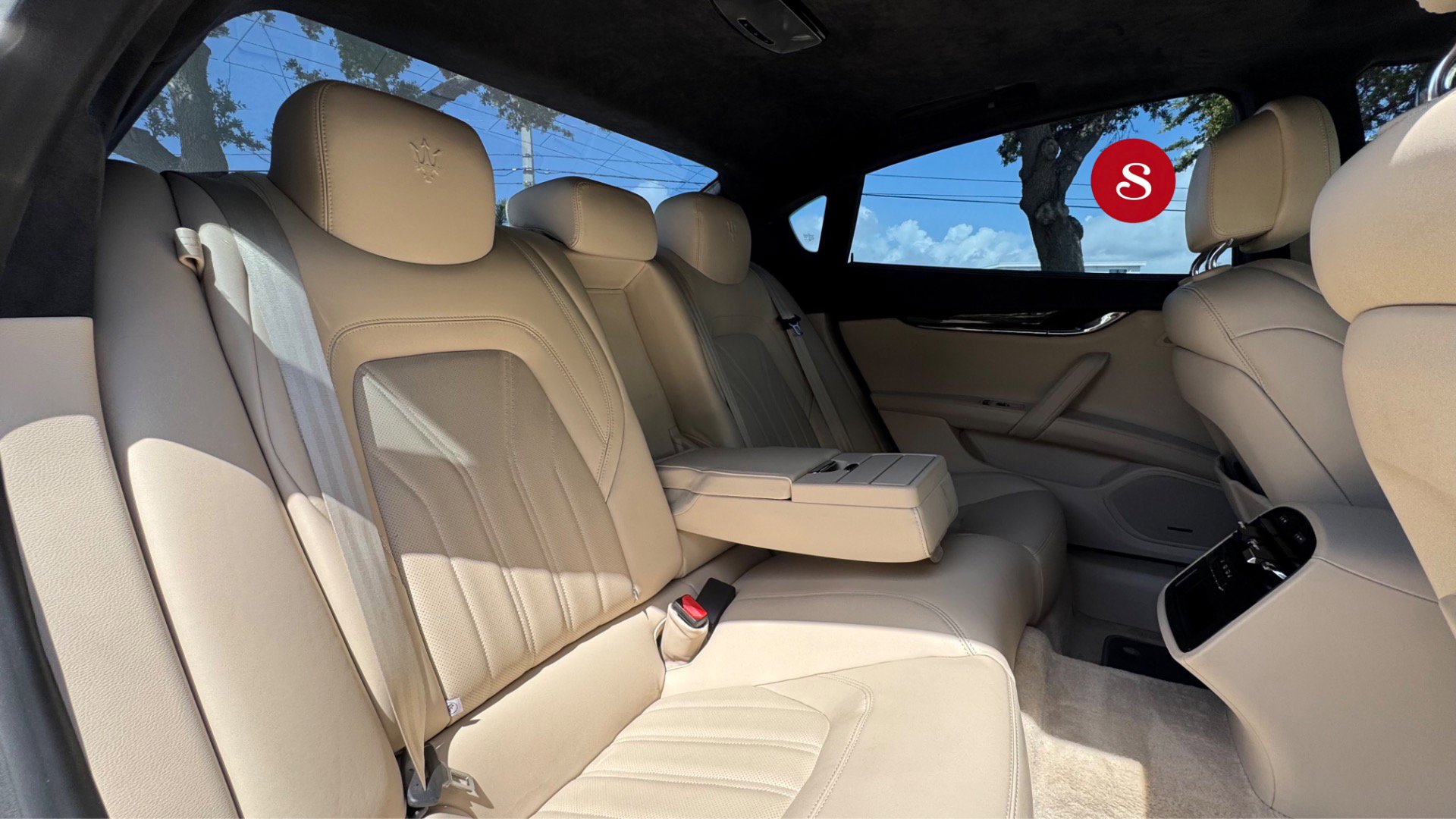 Used 2017 Maserati Quattroporte GTS GranLusso image 21