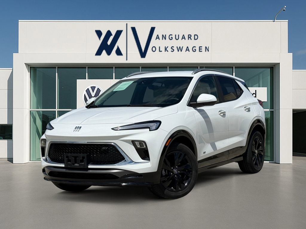 Used 2025 Buick Encore GX Sport Touring w/ Comfort Package image 1