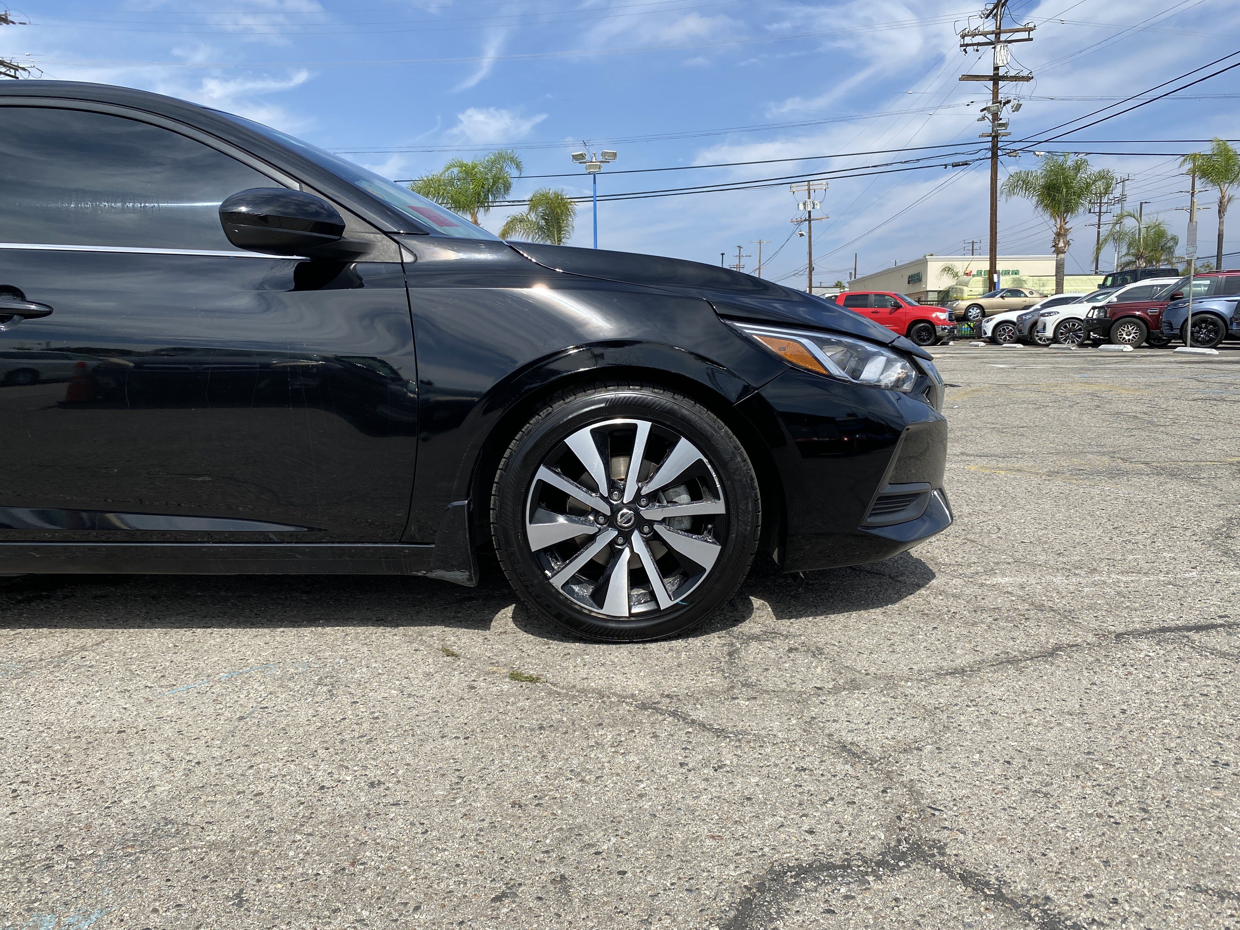 Used 2023 Nissan Sentra SV w/ SV Premium Package FWD image 28