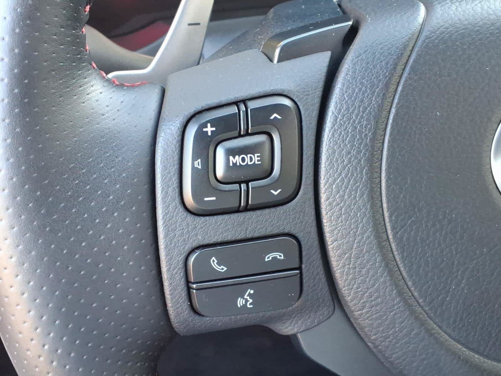 Used 2025 Lexus IS 350 F Sport RWD image 18