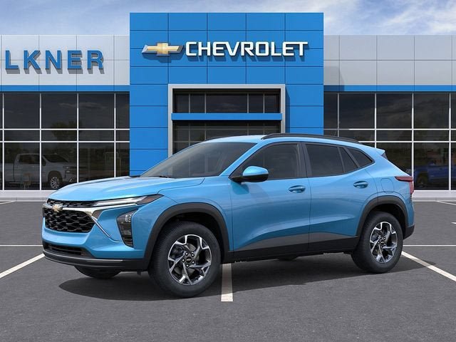 New 2026 Chevrolet Trax LT w/ LT Convenience Package FWD image 2