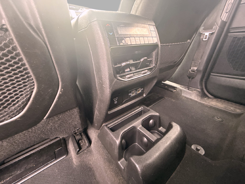 Used 2024 Jeep Grand Cherokee L Laredo w/ Luxury Tech Group I AWD/4WD image 14