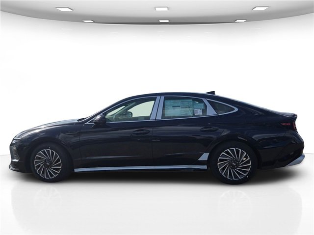 New 2025 Hyundai Sonata Limited image 4