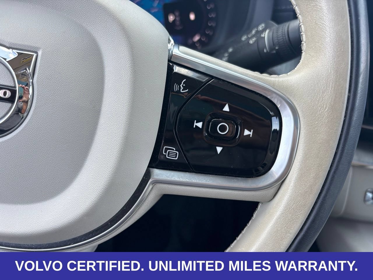 Certified 2023 Volvo XC60 B5 Ultimate w/ Climate Package AWD/4WD image 25