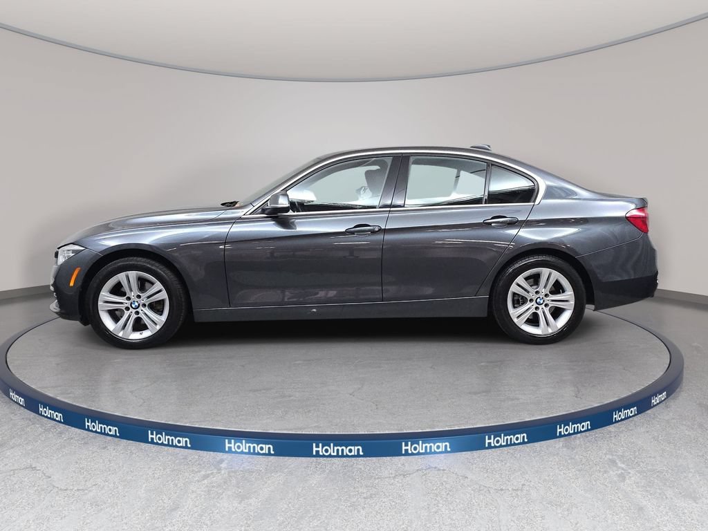Used 2017 BMW 330i xDrive Sedan AWD/4WD image 9