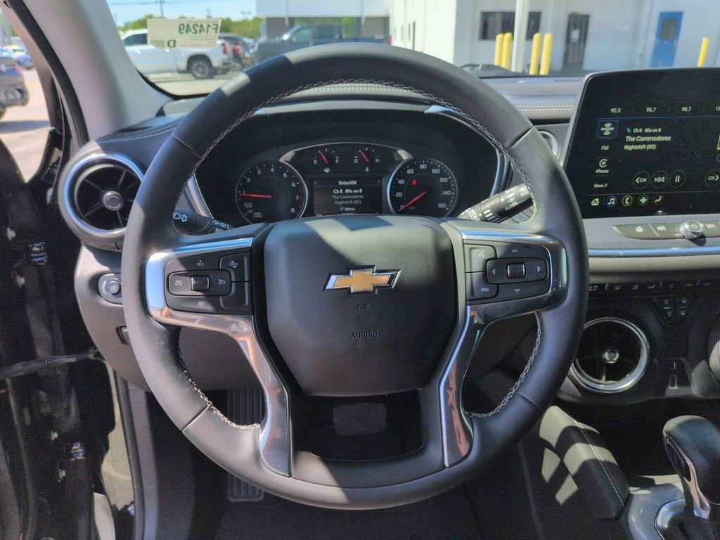 Used 2023 Chevrolet Blazer LT image 13