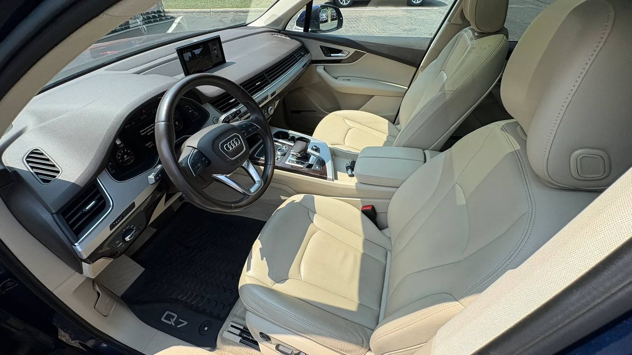 Used 2019 Audi Q7 2.0T Premium Plus w/ Premium Plus Package AWD/4WD image 35