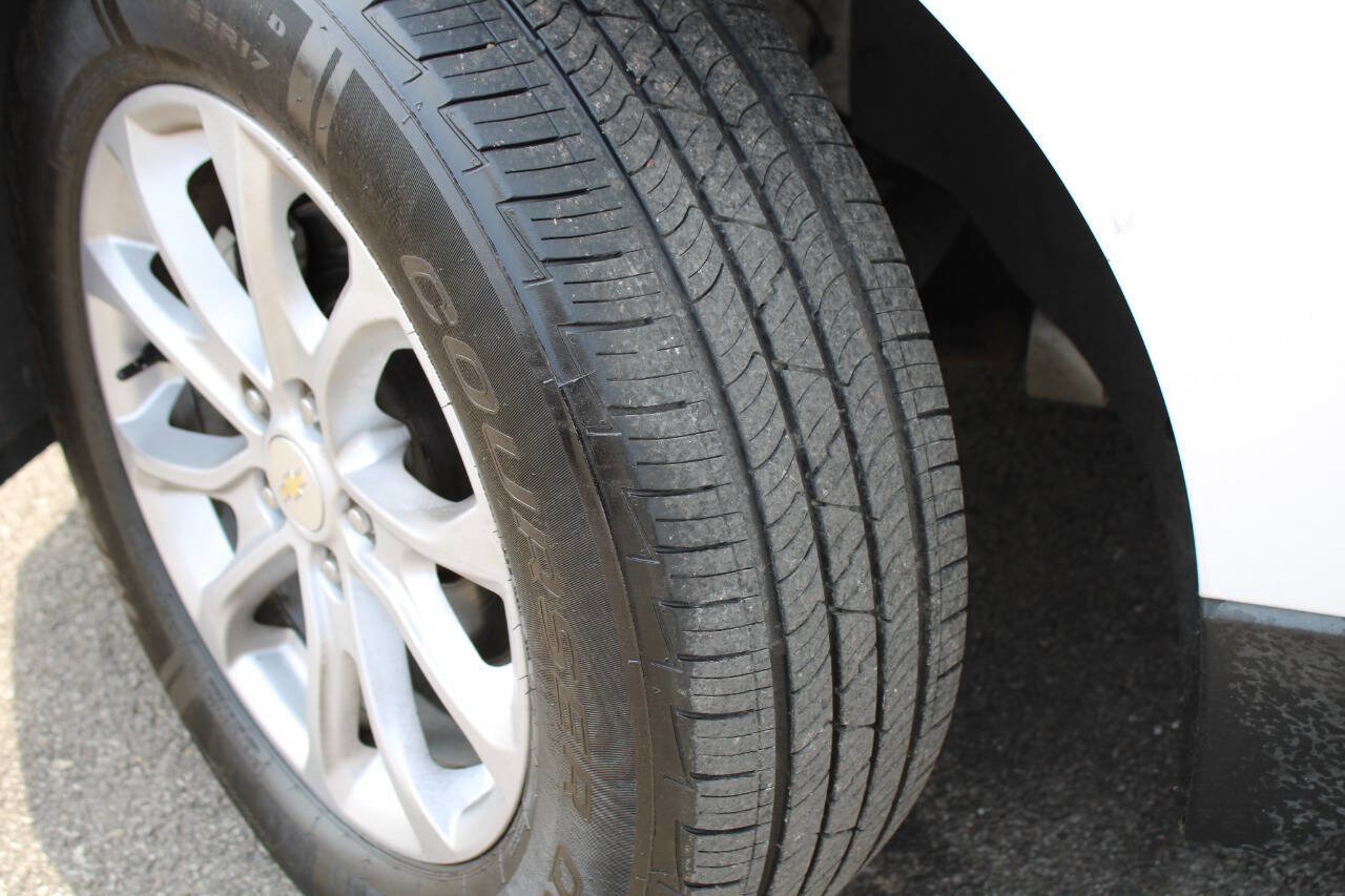 Used 2021 Chevrolet Equinox LT image 13