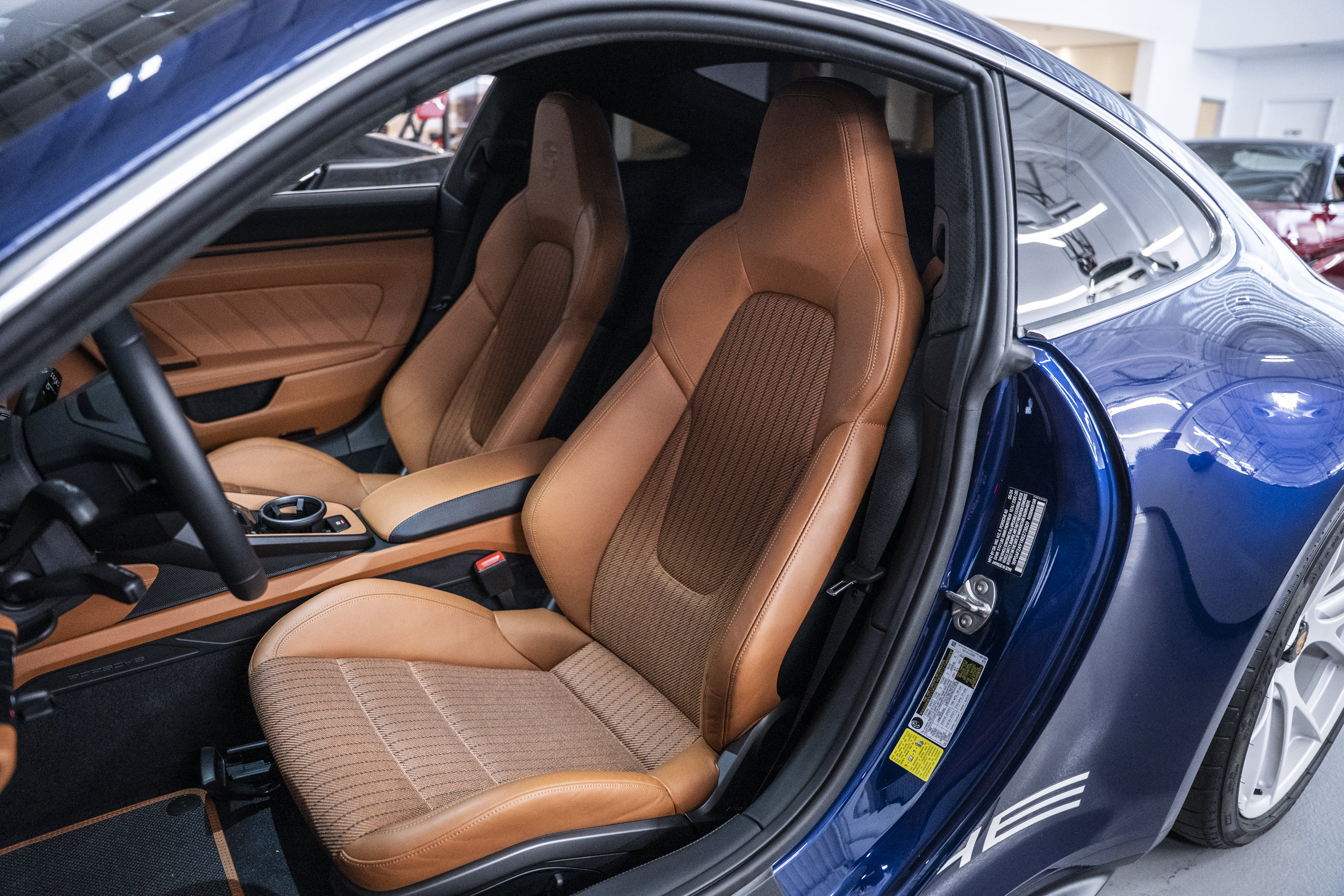 Used 2024 Porsche 911 GT3 RS RWD image 39