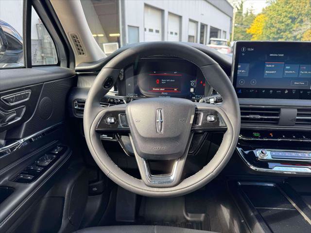 Used 2023 Lincoln Corsair AWD w/ Equipment Group 101A image 21