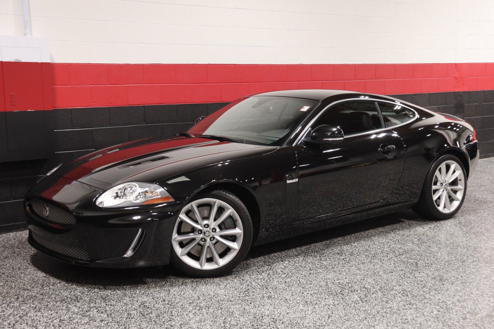 Used 2011 Jaguar XKR R image 18