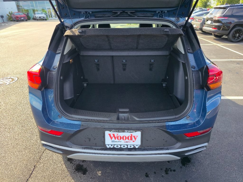 Certified 2024 Buick Encore GX Preferred AWD/4WD image 25