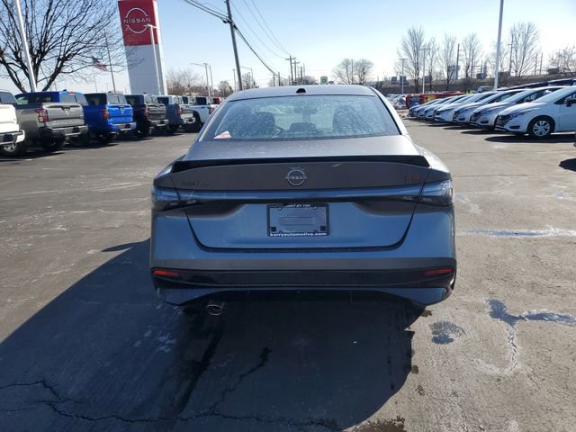 New 2026 Nissan Sentra SR w/ SR Premium Package image 6