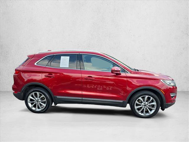 Used 2017 Lincoln MKC Select w/ Select Plus Package AWD/4WD image 4