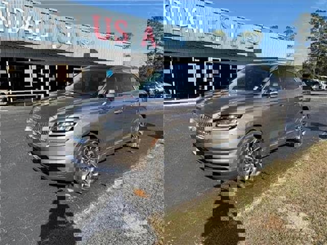 Used 2021 Lincoln Nautilus Reserve w/ Equipment Group 201A image 35