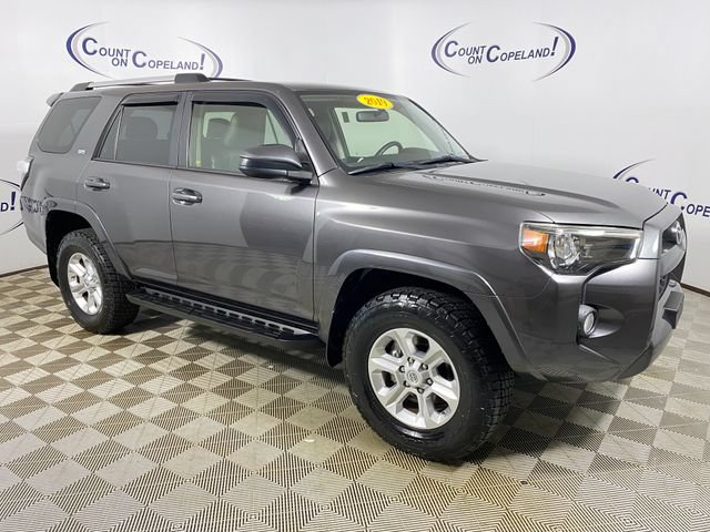 Certified 2019 Toyota 4Runner SR5 AWD/4WD image 1