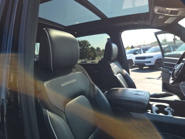 Used 2025 RAM 1500 Laramie w/ Advanced Safety Group II AWD/4WD image 40