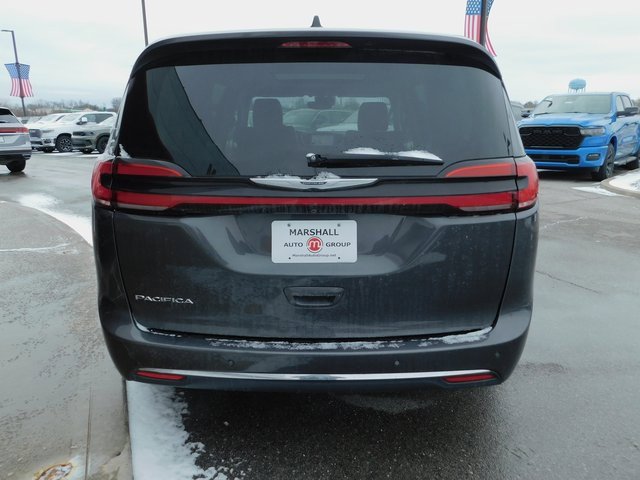 Used 2023 Chrysler Pacifica Limited image 28