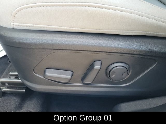 Used 2025 Hyundai Santa Cruz SEL AWD/4WD image 17