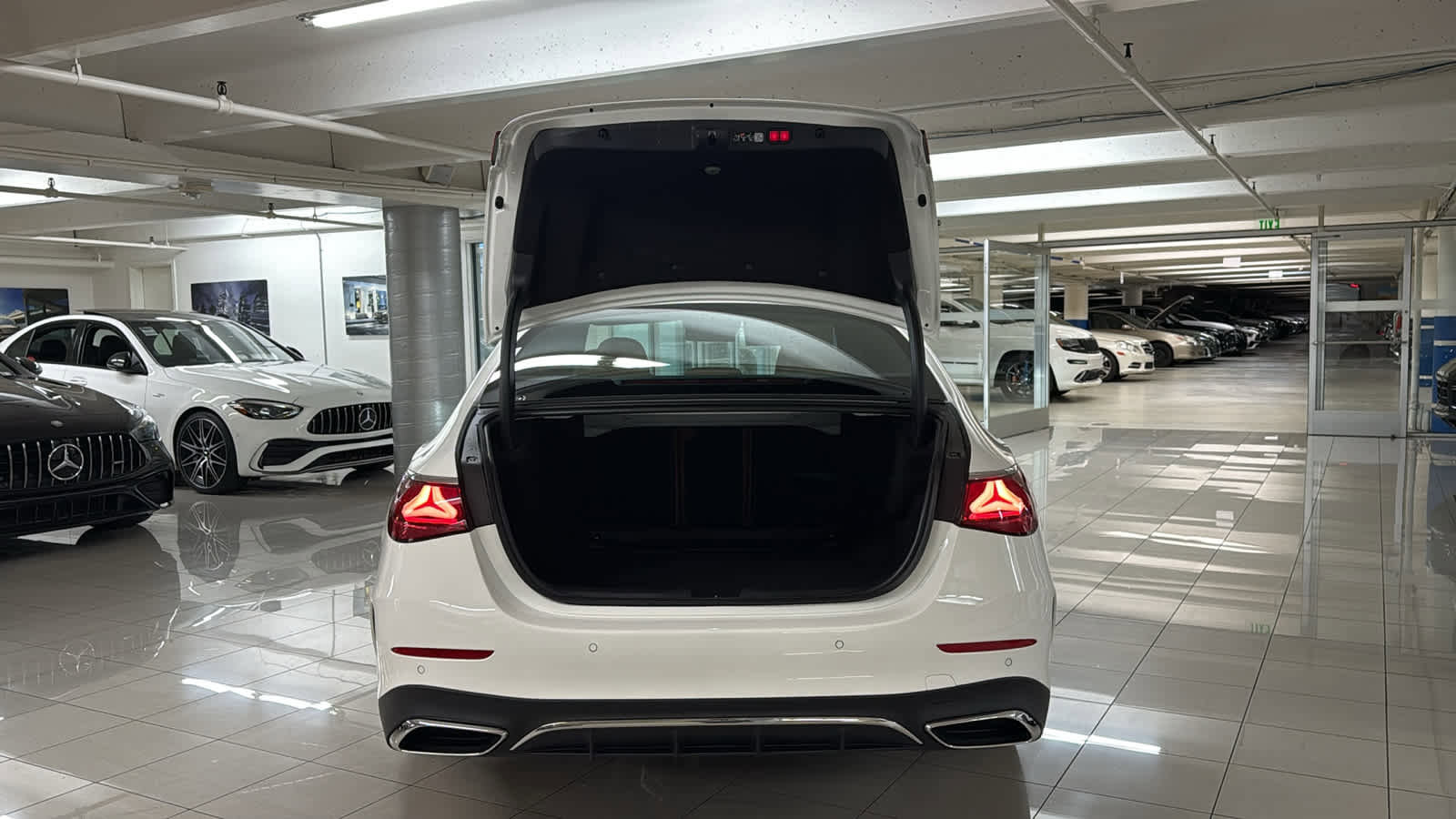 New 2026 Mercedes-Benz E 350 4MATIC Sedan image 8
