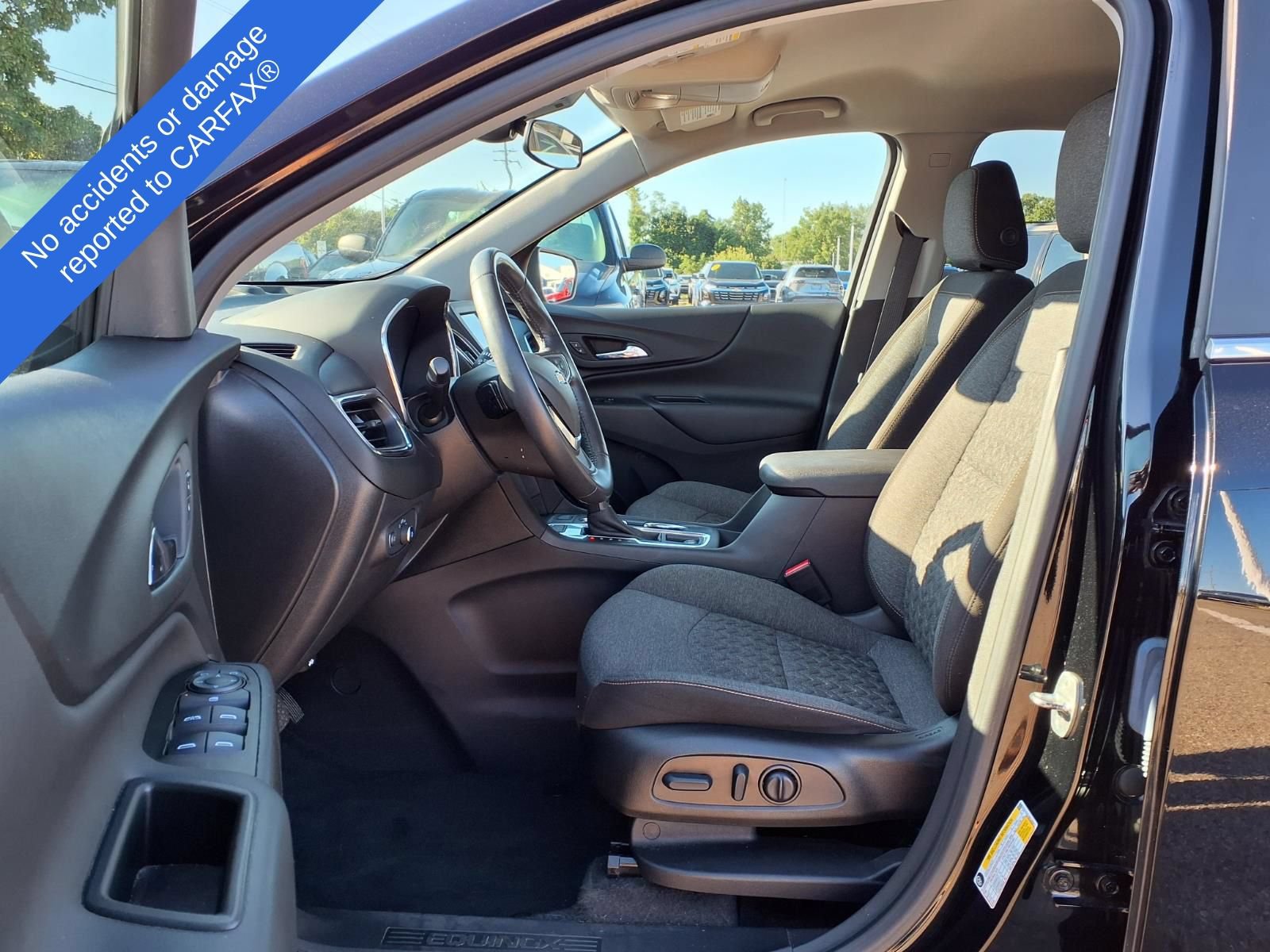 Used 2022 Chevrolet Equinox LT AWD/4WD image 17