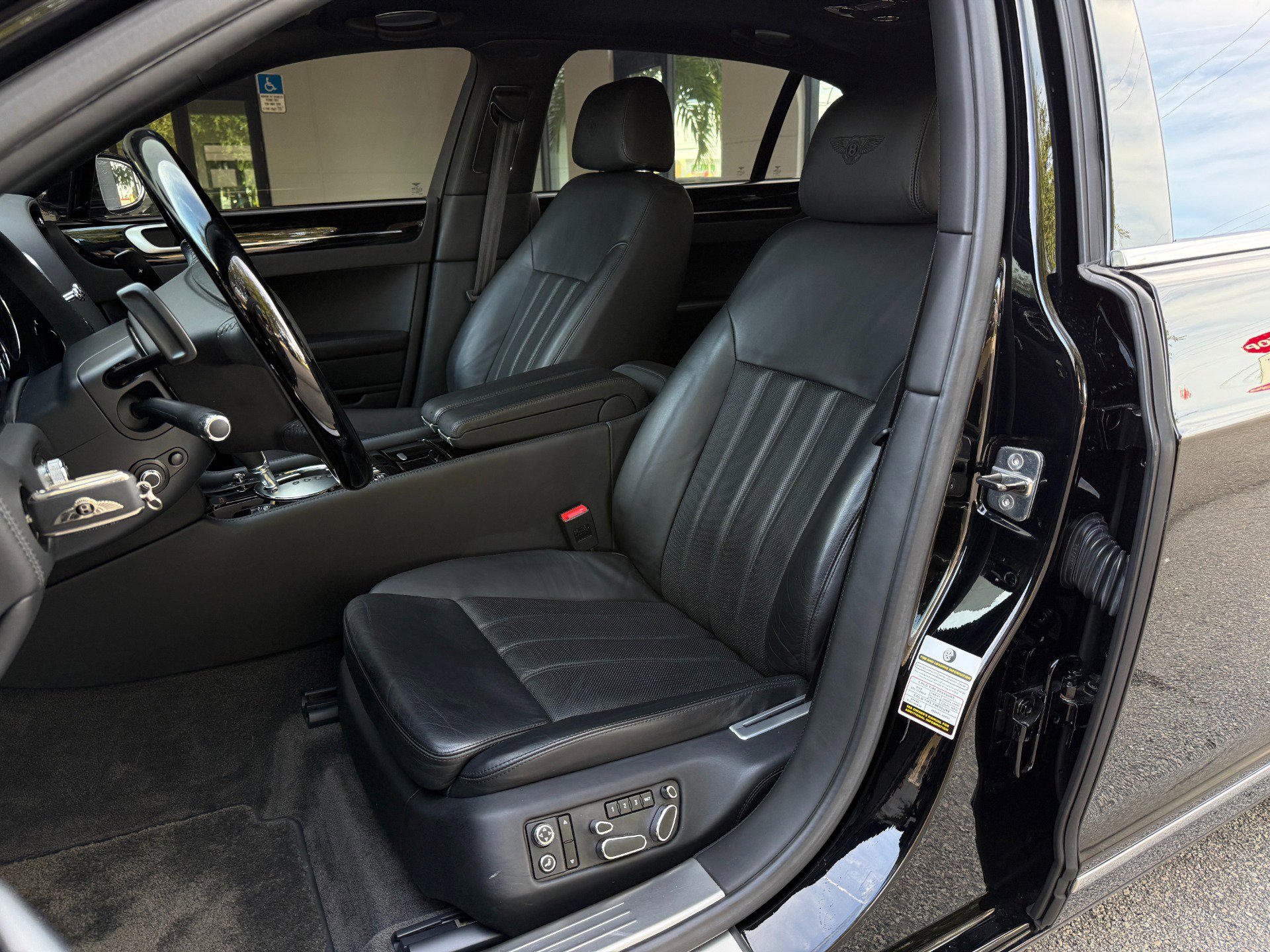 Used 2009 Bentley Flying Spur Flying Spur Speed image 20