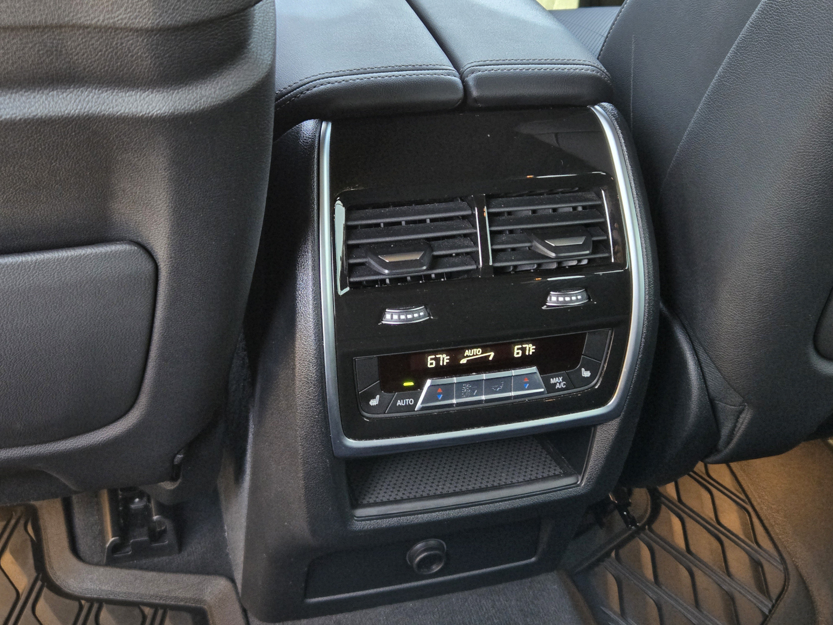 Used 2023 BMW X5 M50i w/ Executive Package AWD/4WD image 27