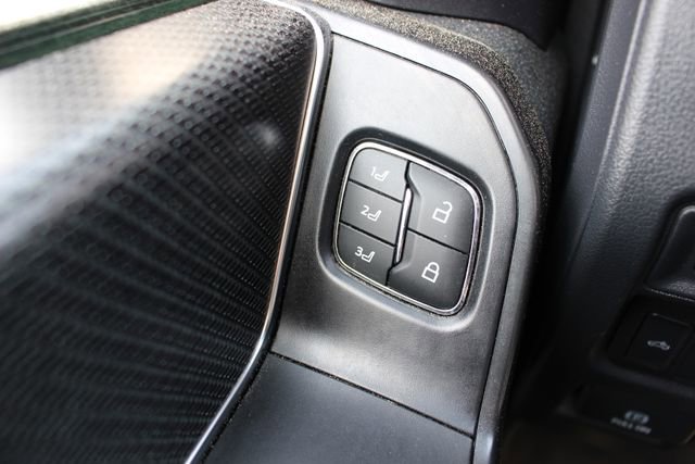 Used 2021 Ford F150 Raptor w/ Equipment Group 801A High AWD/4WD image 38