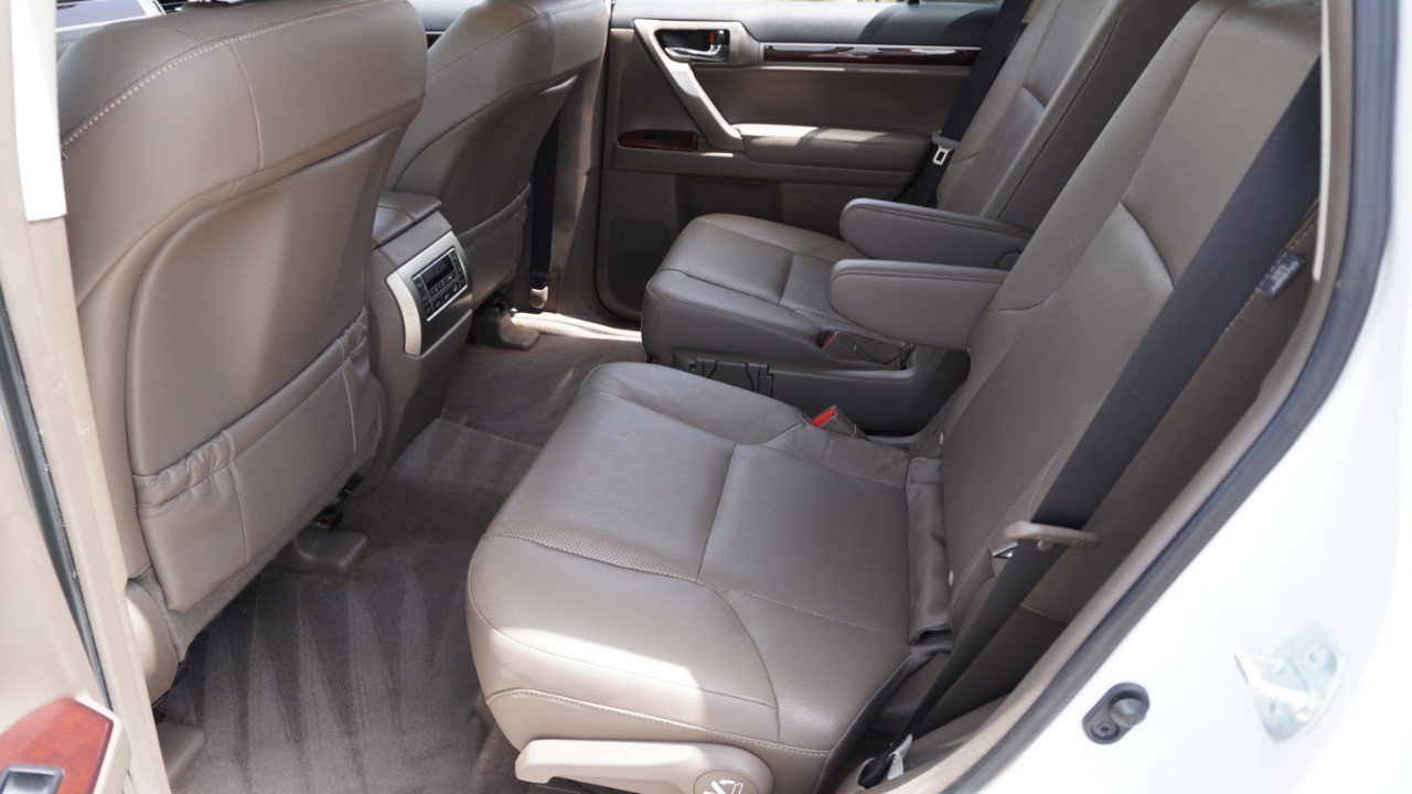 Used 2019 Lexus GX 460 Premium AWD/4WD image 32