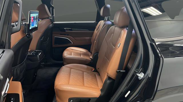 Used 2023 Kia Telluride SX Prestige X-Line image 24