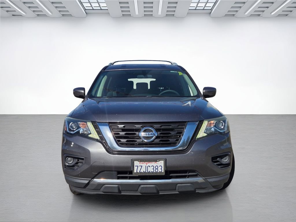 Used 2017 Nissan Pathfinder S FWD image 2