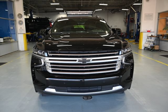 Used 2023 Chevrolet Tahoe High Country AWD/4WD image 2
