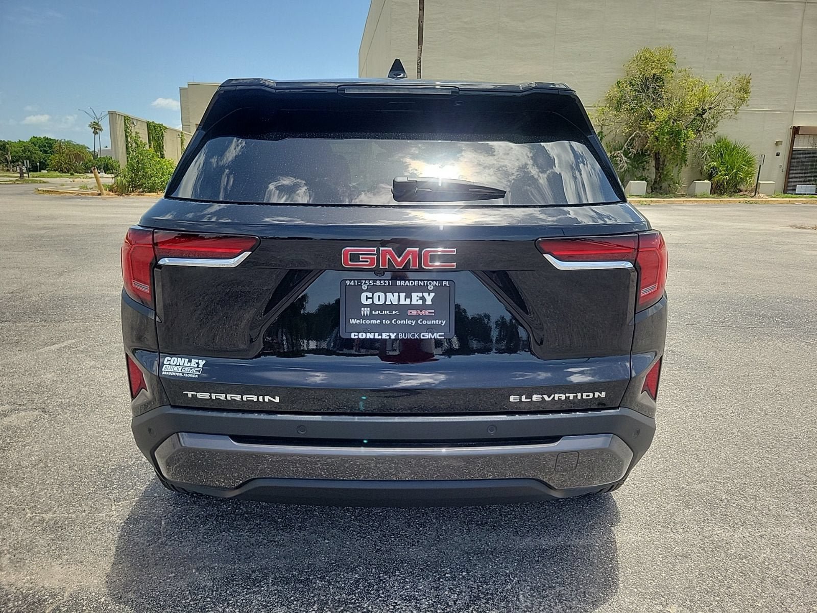 New 2026 GMC Terrain Elevation FWD image 6