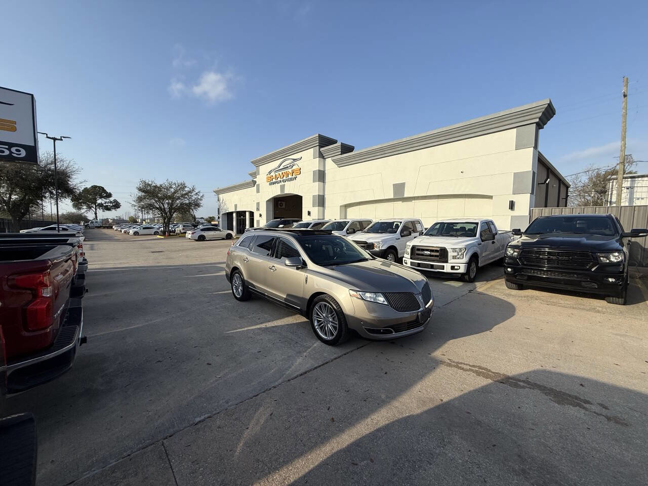 Used 2016 Lincoln MKT AWD w/ Equipment Group 201A image 48
